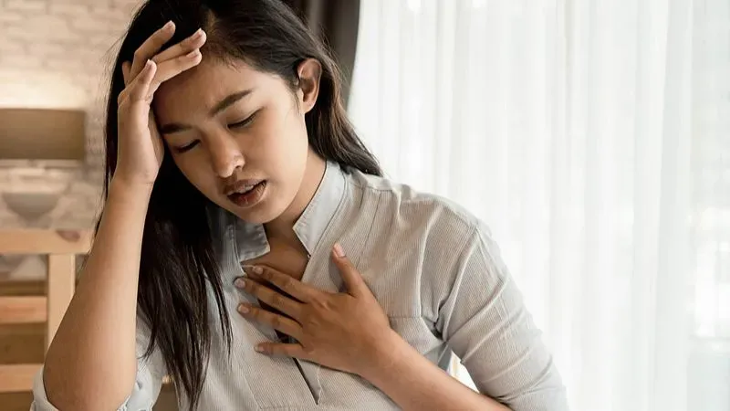 Tức ngực khó thở là biệu hiện của bệnh gì? 1