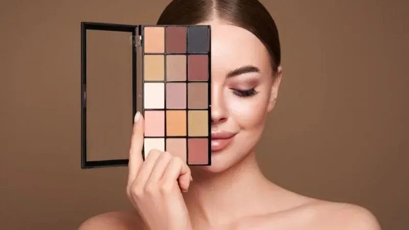 Lưu ý khi chọn phấn mắt phù hợp