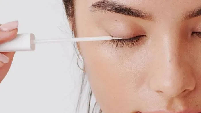 Phương pháp massage mí mắt