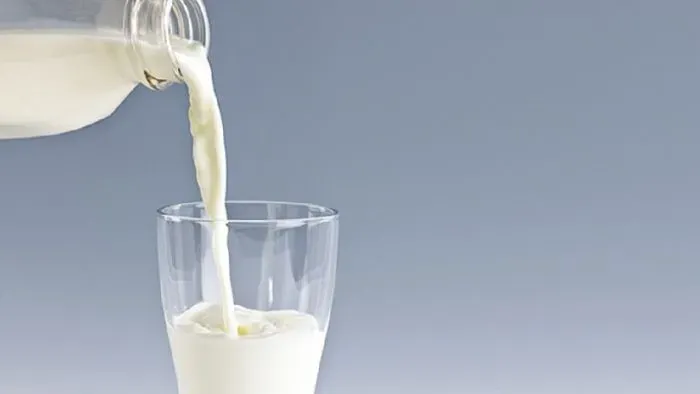 13 cách làm lông mi cong tự nhiên tại nhà