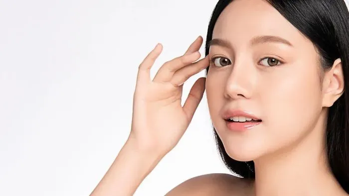 Những ai phù hợp với dáng mày lá liễu