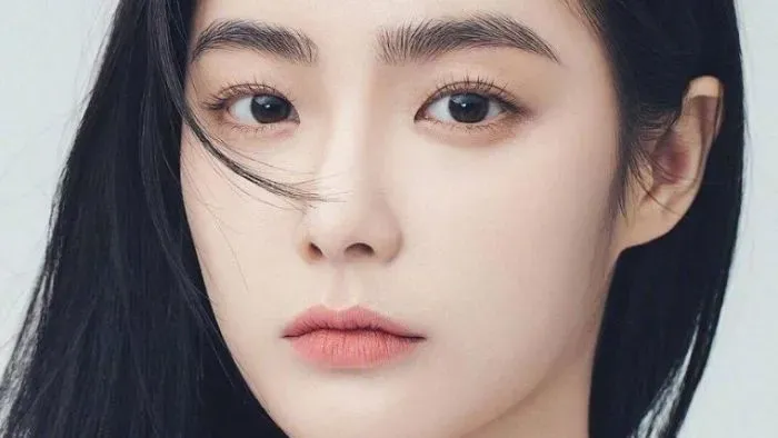 Hướng dẫn cách chăm sóc chân mày sau khi điêu khắc