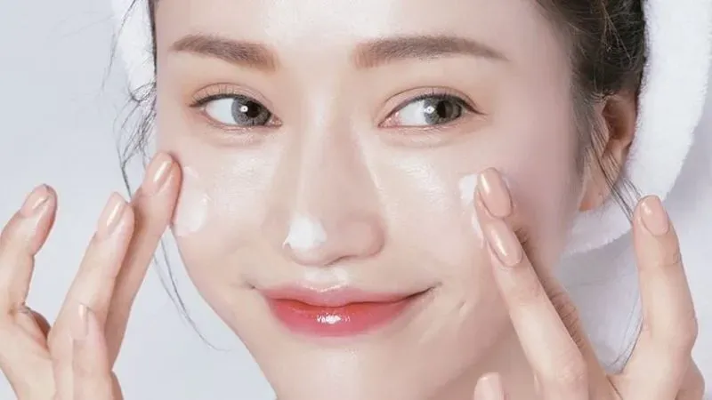 Bí quyết lựa chọn kem dưỡng ẩm cho da dầu