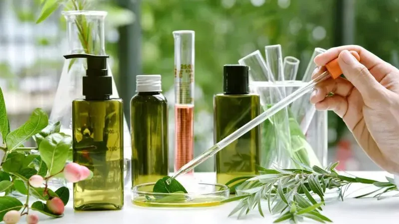 Top 10 mỹ phẩm dưỡng da thiên nhiên nổi tiếng nhất hiện nay