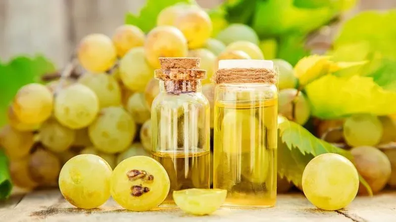 Công dụng của dầu hạt nho