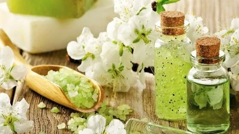Có nên sử dụng mỹ phẩm có hương liệu không?
