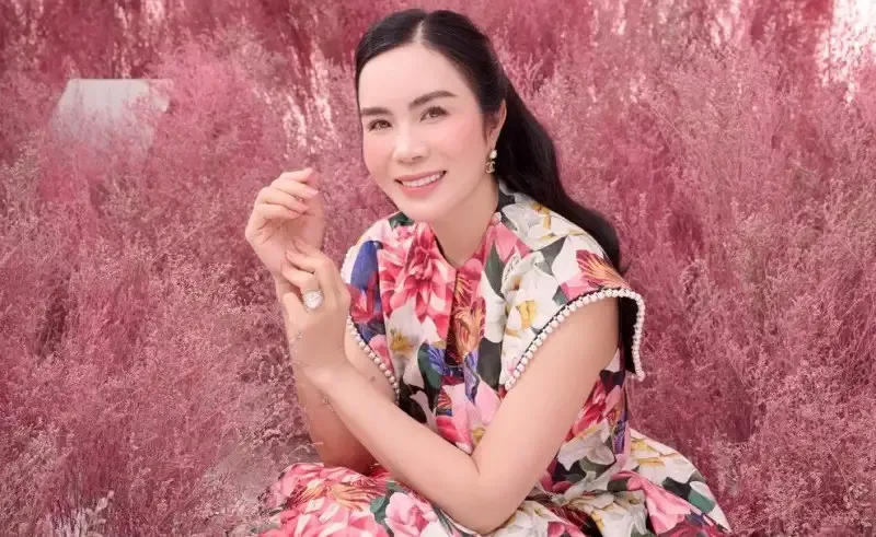 Các sự kiện gắn liền với thời trang Elise 1