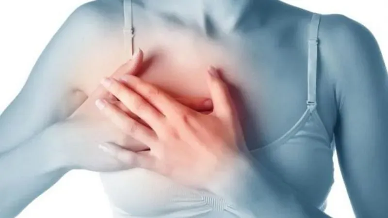 10 nguyên nhân gây ngực căng tức và yếu tố rủi ro thường gặp