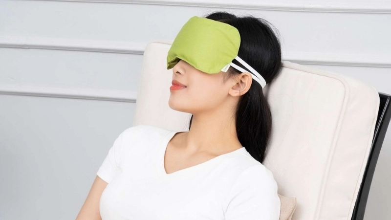 Những điều cần tránh khi bị tụ máu trong mắt