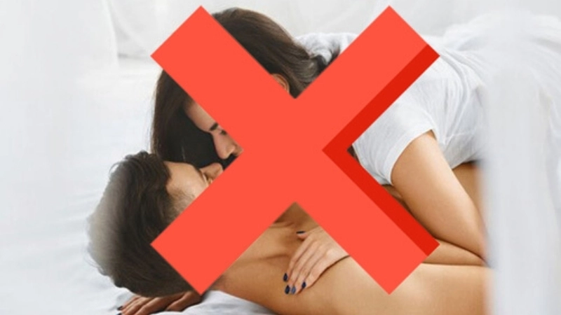 Quan hệ tình dục sau nâng ngực cần kiêng gì?