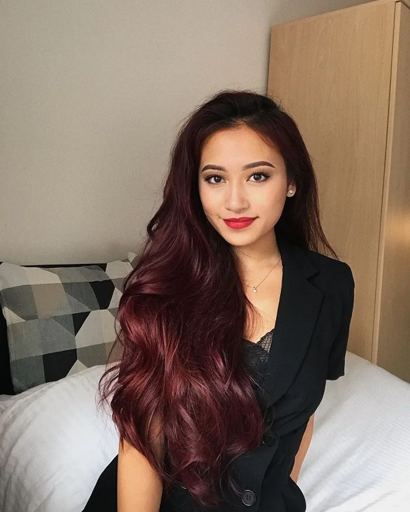 Đỏ tím mang đến phong cách thời thượng