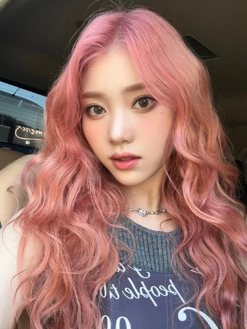 Nhuộm hồng trà sữa để có mái tóc thời thượng và ngọt ngào