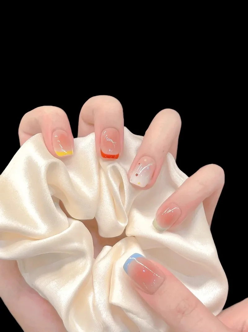 Mẫu nail vẽ đầu móng sáng tạo phá cách ấn tượng