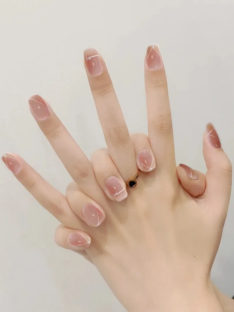 Khám phá xu hướng mới qua ảnh mẫu nail fen đầu móng