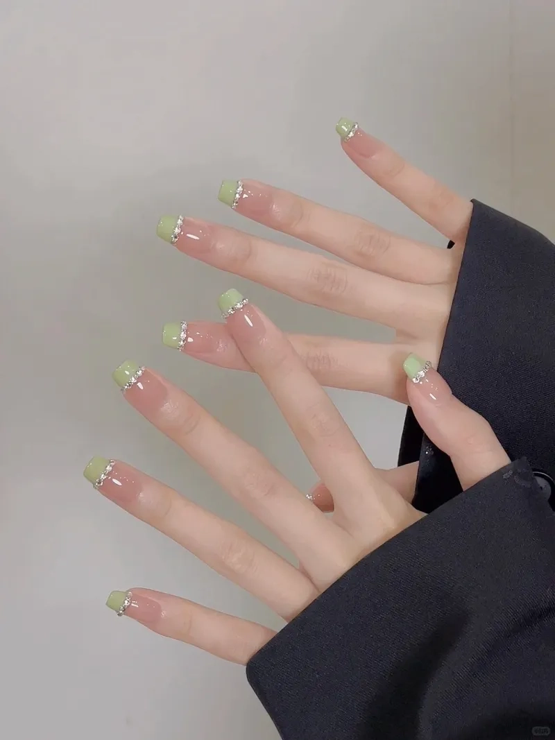 Cực kỳ ấn tượng với nail đầu móng đẹp không thể bỏ lỡ