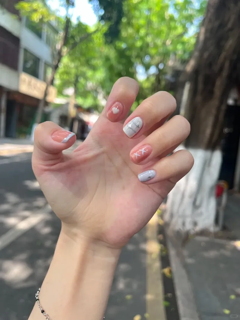 Gợi ý kiểu móng tay đẹp ngắn được yêu thích nhất