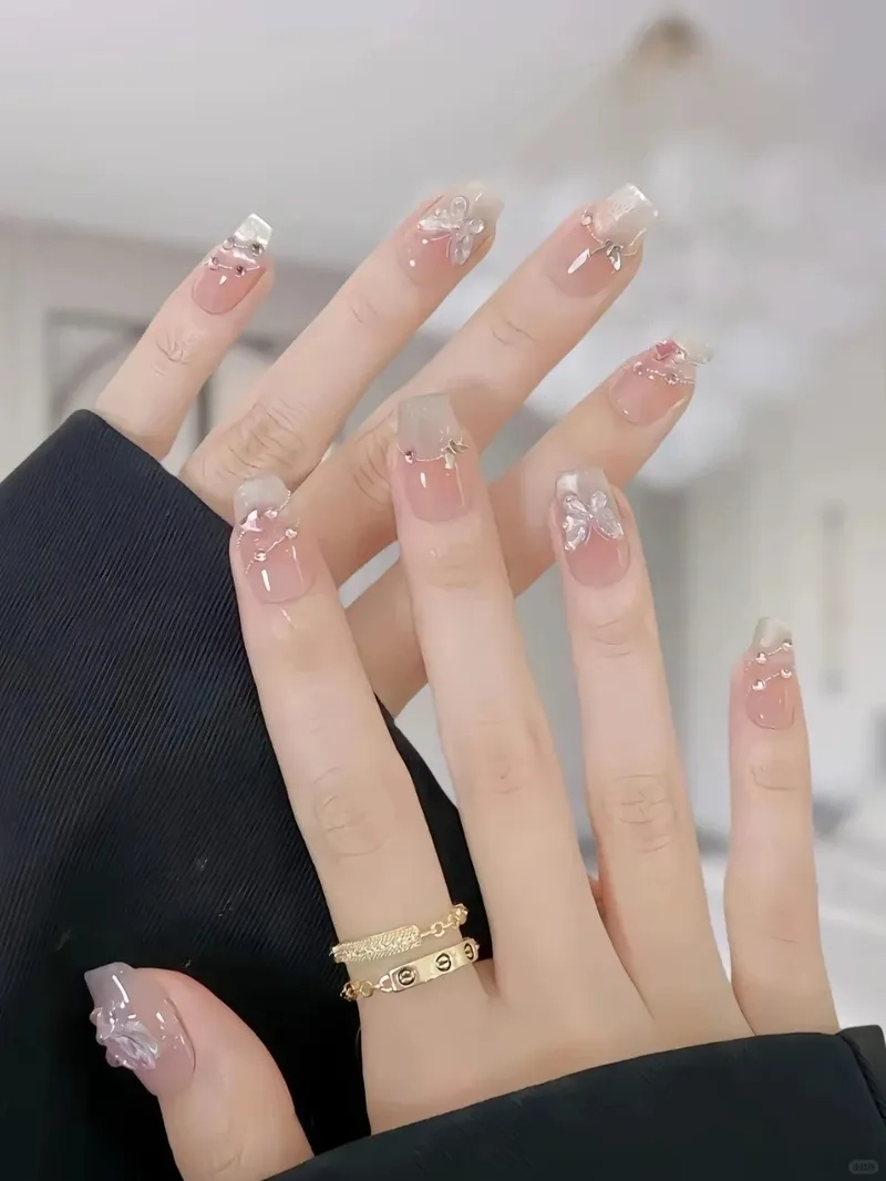 Gợi ý siêu xinh từ những mẫu móng tay đẹp đơn giản hợp mọi lứa tuổi