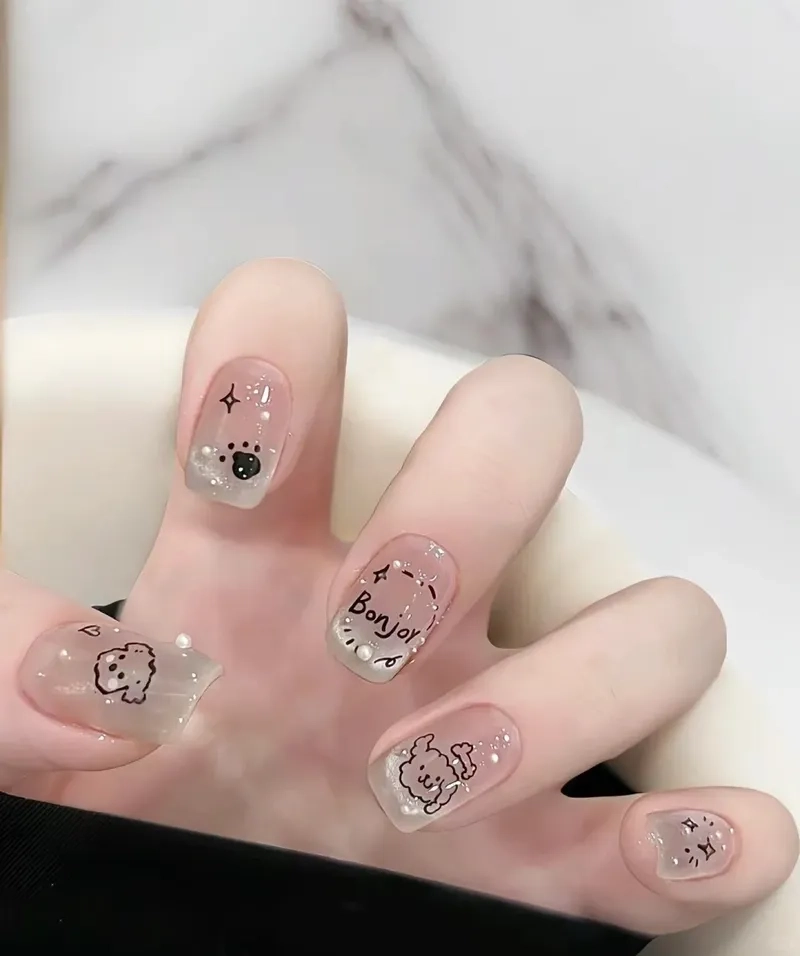 Tươi tắn mỗi ngày với kiểu nail đơn giản dễ làm và đẹp