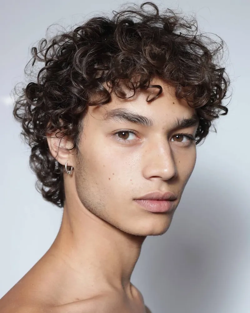 Nhuộm nâu đen có tẩy được không tìm hiểu trước khi nhuộm