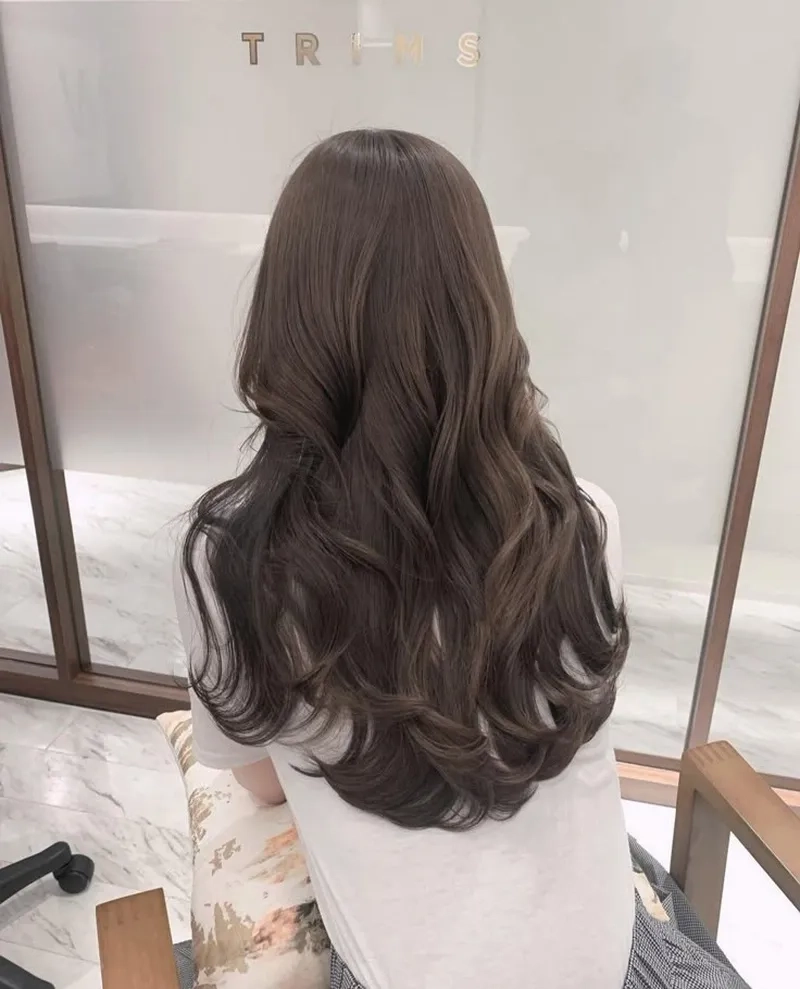 Màu nâu socola đen trầm sang trọng khó cưỡng