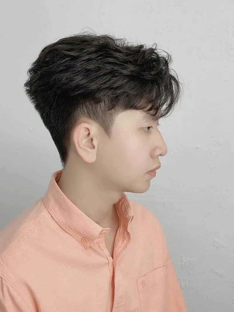 Màu tóc đen socola ngọt ngào và cuốn hút