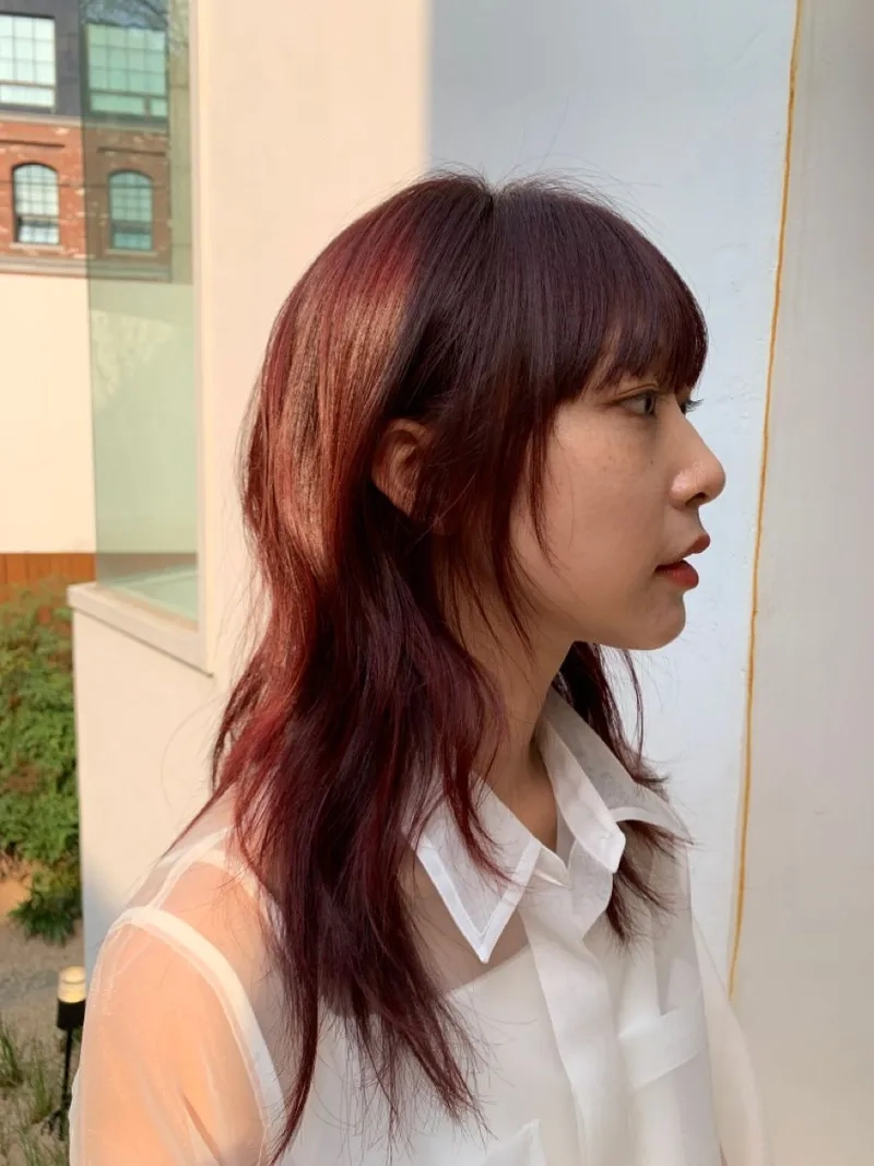 Nâu đỏ trầm mang đến phong cách thời thượng