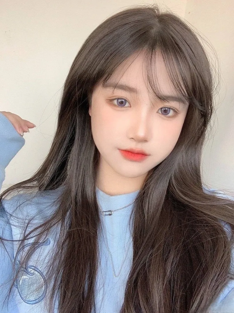 Tóc cá tính cùng sắc đẹp của tóc màu nâu trà đen ấn tượng