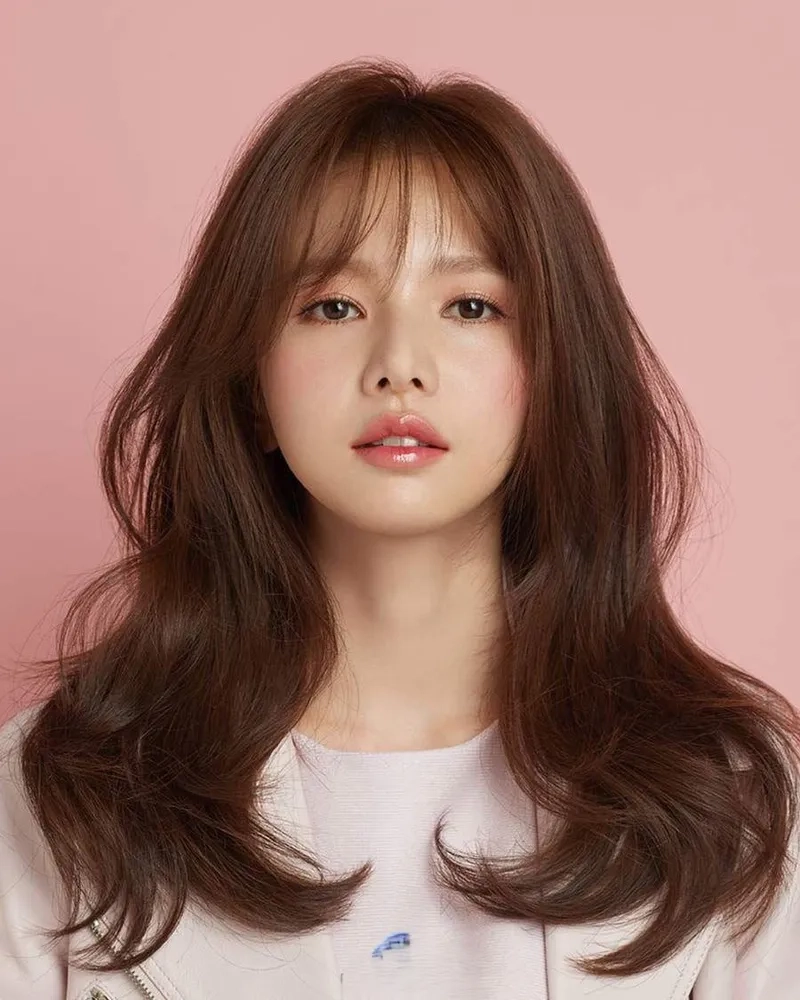 Màu nhuộm sáng da cho da ngăm mang lại vẻ ngoài rạng rỡ