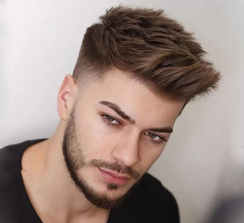 Nhuộm tóc cho da ngăm tạo điểm nhấn cho diện mạo