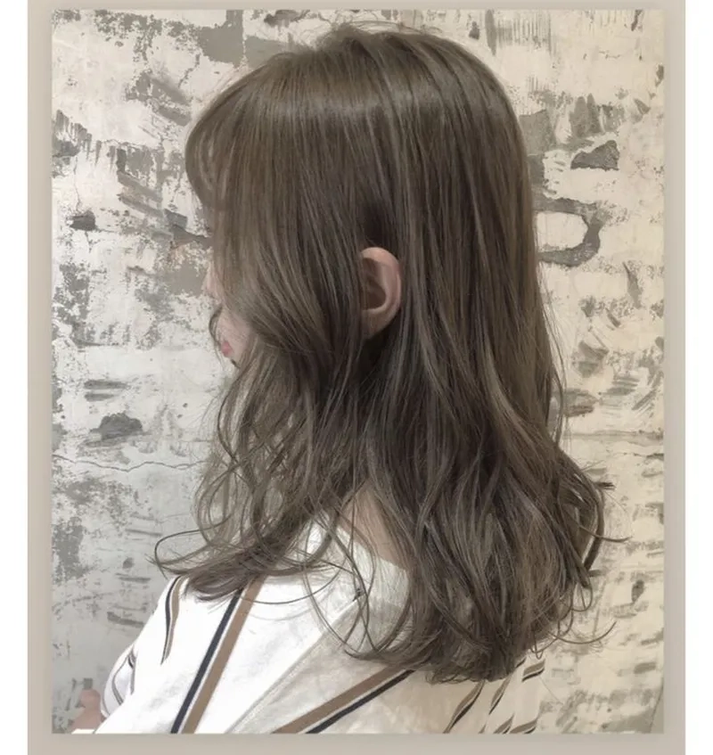 Khói ánh xanh phong cách tinh tế cho mọi hoàn cảnh