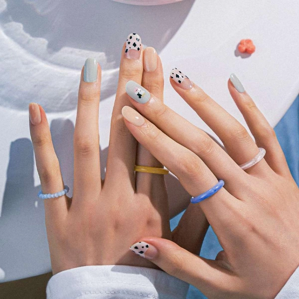 Nàng đã biết cách vẽ móng đơn giản nhưng vẫn đẹp mê chưa