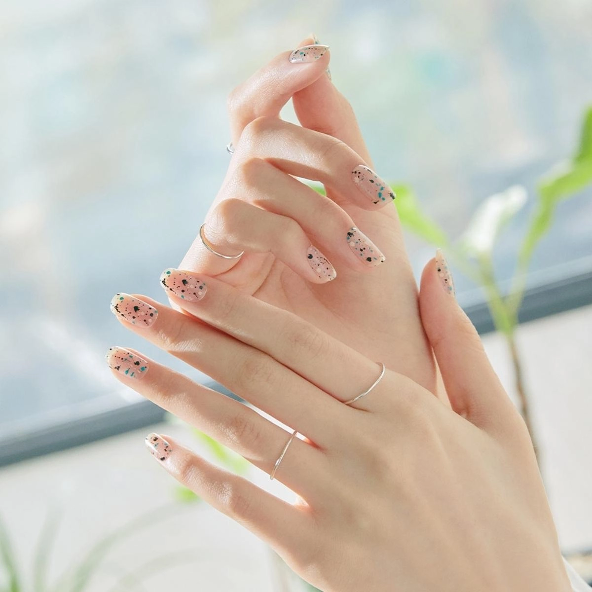 Tự tin khoe tay với các hình vẽ nail đơn giản mà đẹp