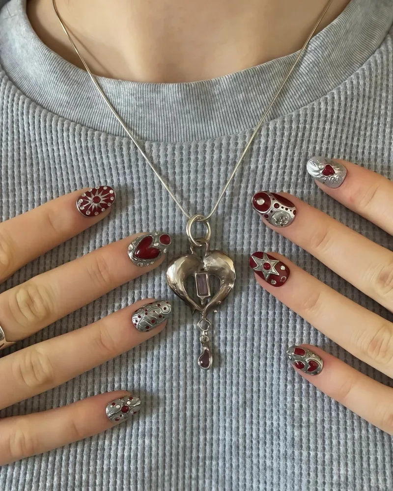 Mạnh mẽ và thu hút cùng mẫu móng cá tính tuyệt đẹp