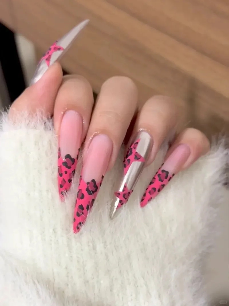 Khám phá mẫu móng tay đẹp cá tính cho phong cách hiện đại