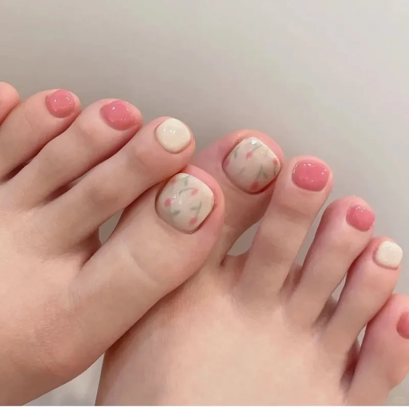 Dễ thương hơn mỗi ngày với vẽ móng chân đơn giản dễ thương