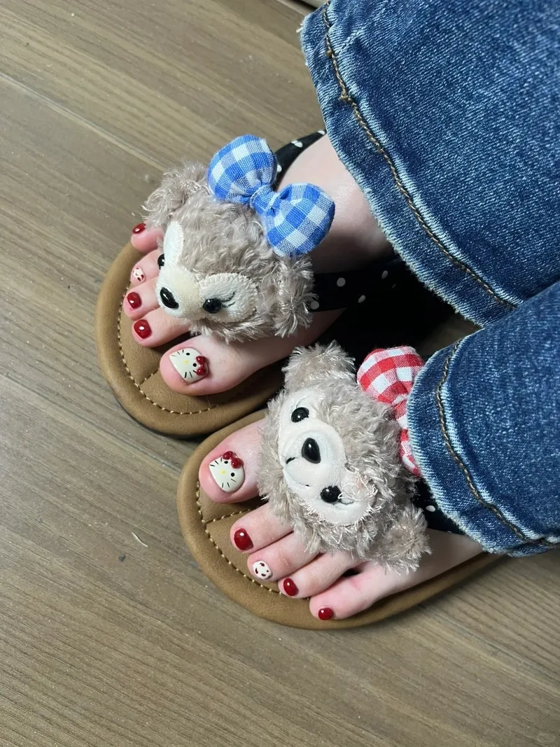 Thanh lịch và trẻ trung với nail cute đơn giản