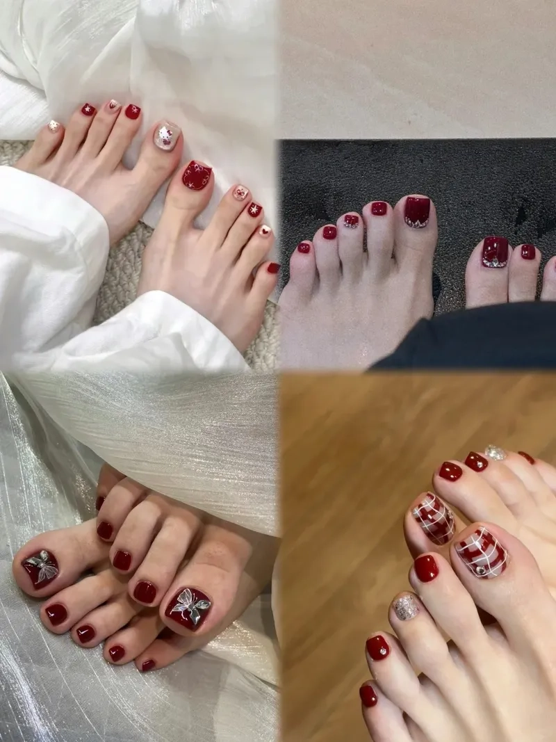 Màu sắc đậm đà cho đôi chân với sơn móng chân màu đỏ rực rỡ