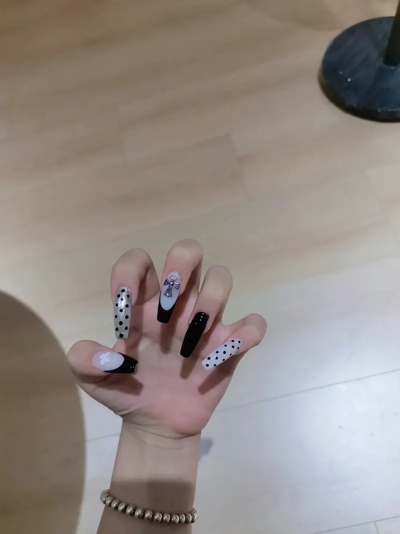 Tỏa sáng cùng nail dài đẹp thời trang