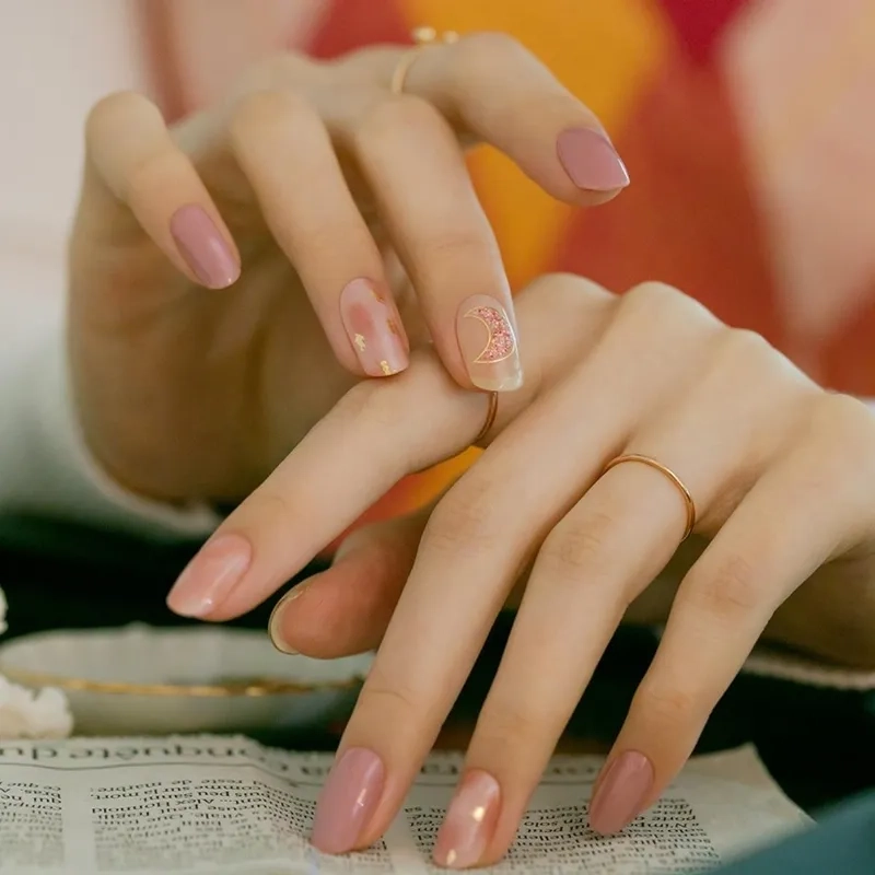 Cập nhật phong cách cùng nail dành cho học sinh đơn giản mà đẹp