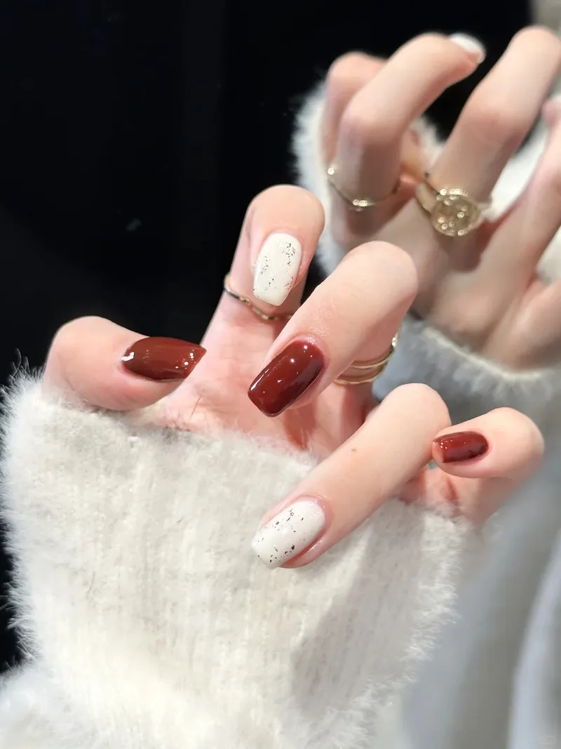 Tỏa sáng cùng làm nail noel phong cách hiện đại