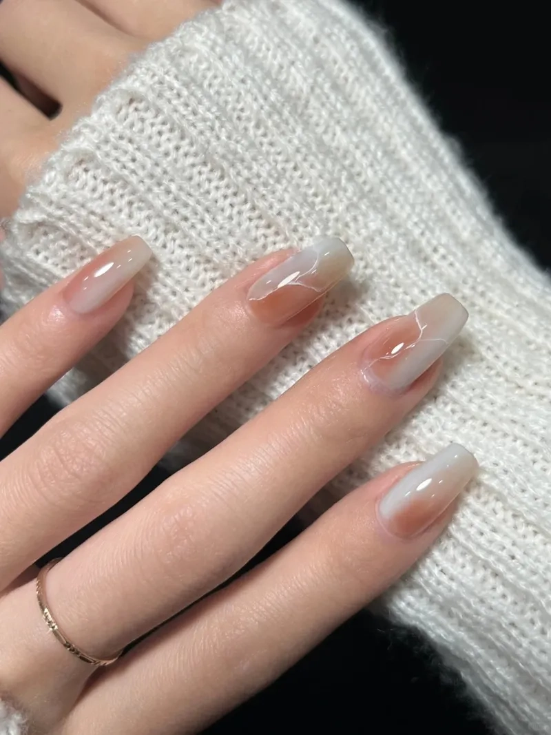 Sự lựa chọn hoàn hảo là nail loang vân đá