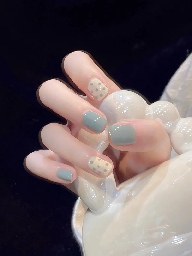 Màu sơn gel đẹp là lựa chọn hoàn hảo cho nàng mê làm đẹp