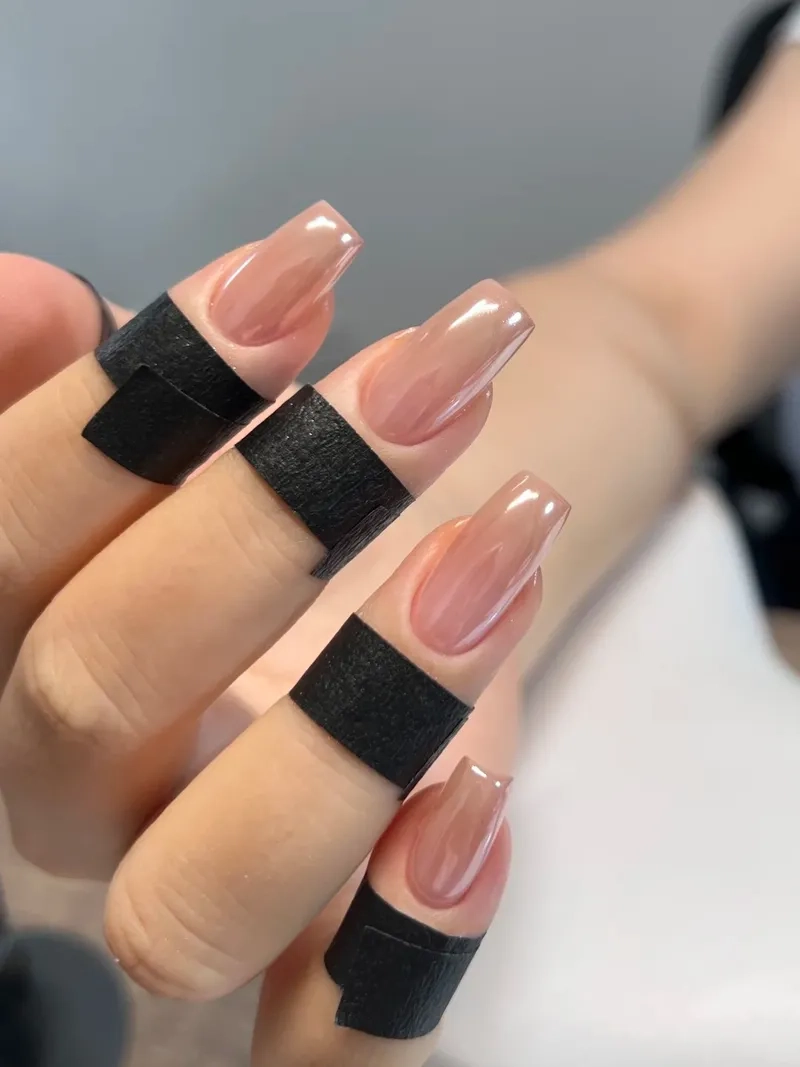 Nổi bật và cá tính cùng mẫu nail tráng gương nổi ấn tượng