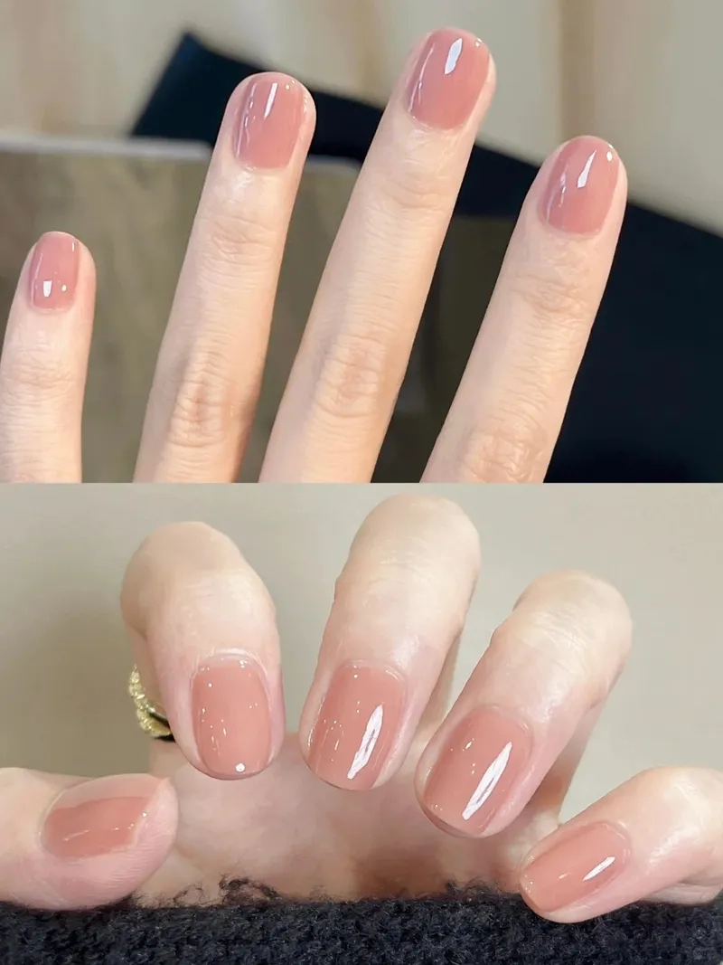 Lựa chọn an toàn với sơn móng tay trơn sang trọng