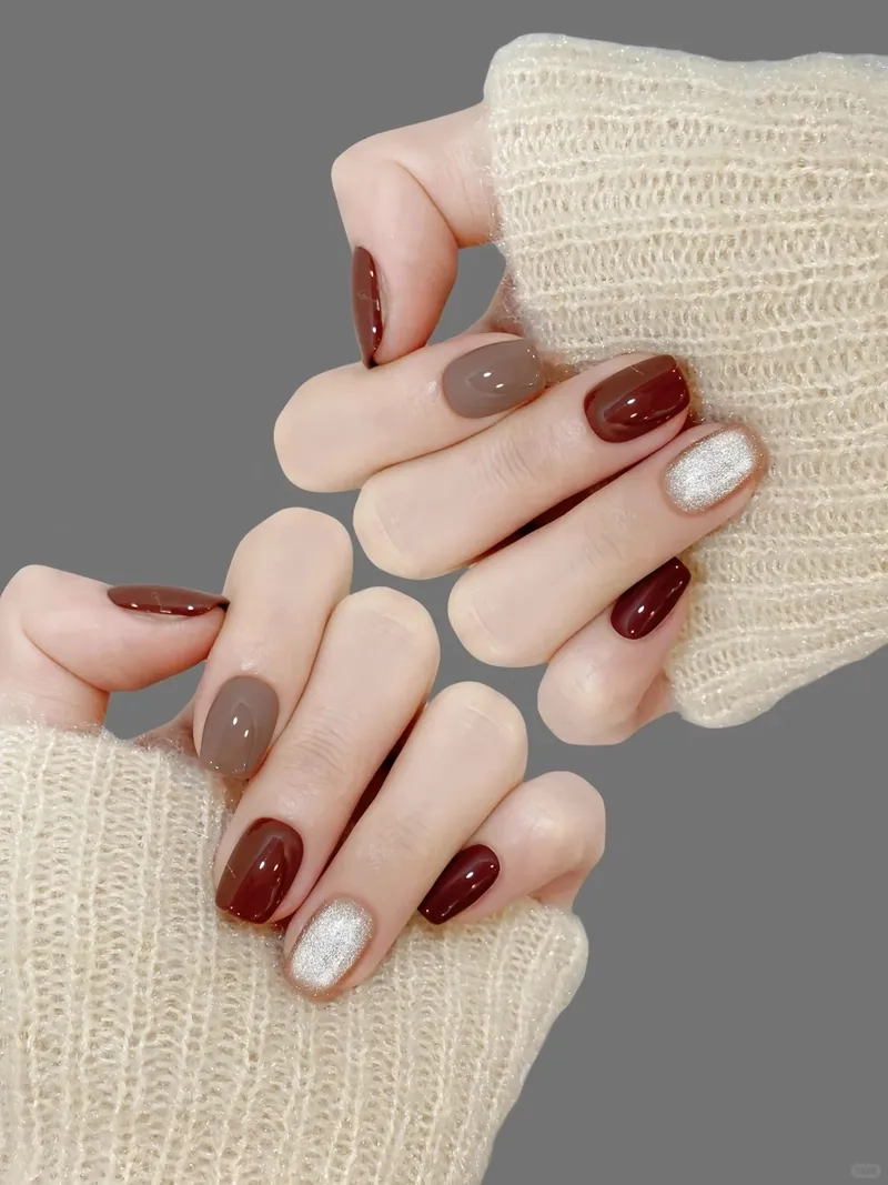 Tự tin với móng tay trơn đẹp mọi lúc mọi nơi