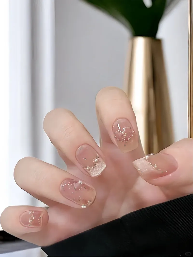 Top 10 mẫu nail vuông đơn giản đẹp không cần cầu kỳ