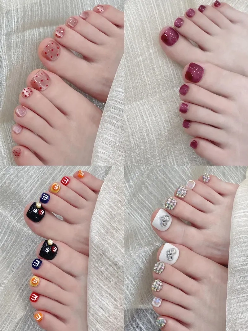 Phong cách nhẹ nhàng với mẫu vẽ móng chân đẹp đơn giản dễ thực hiện